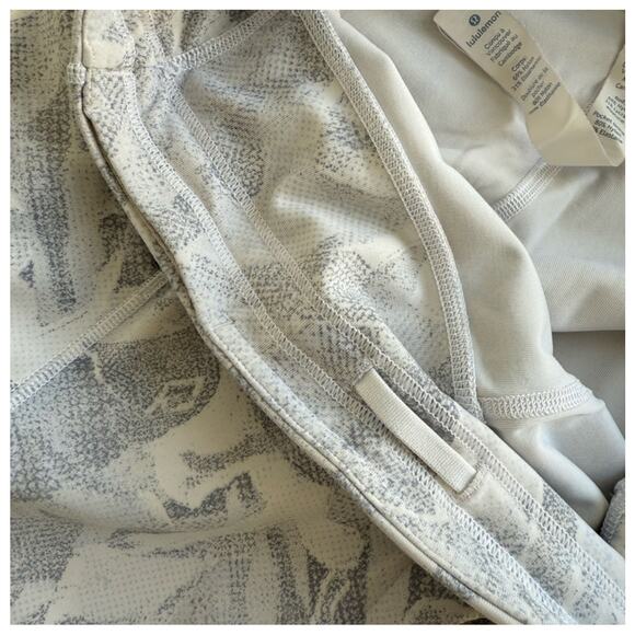 Lululemon Fast and Free white leggings size 6 - Picture 8 of 8